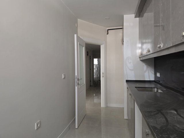 ESENLER FATIH MAHALLESI'NDE SIFIR BINADA 65 M² NET 2+1 DAIRE