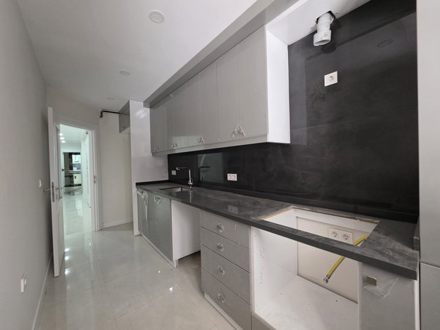 ESENLER FATIH MAHALLESI' NDE SIFIR BINADA 80 M² NET 3+1 DAIRE