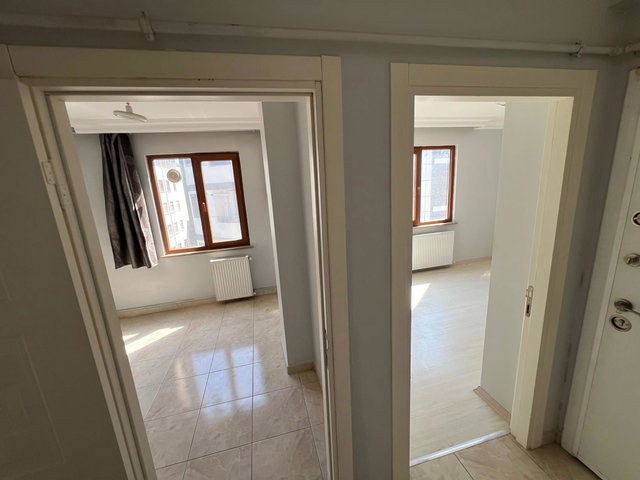 YENİBOSNA ZAFER MAHALLESİ’NDE 2+1 GÜNEY CEPHE DAİRE