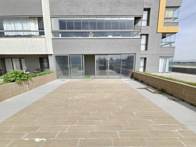 CUMHURİYET MAHALLESİ HIT TOWN SİTESİNDE METROYA 50M KİRALIK 1+1 DAİRE