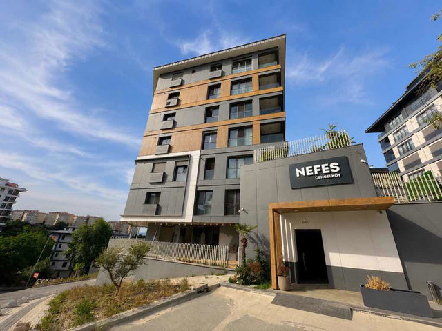 NEFES ÇENGELKÖY SİTESİNDE BOĞAZ MANZARALI 4+1 DUBLEKS FULL SOSYAL DONATILI