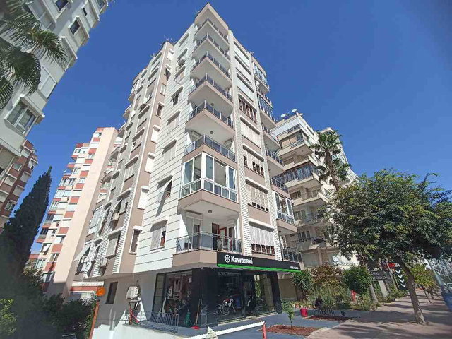 ZERDALİLİK DE BURHANETTİN ONAT CADDESİ ÜZERİNDE3+1 SATILIK DAİRE