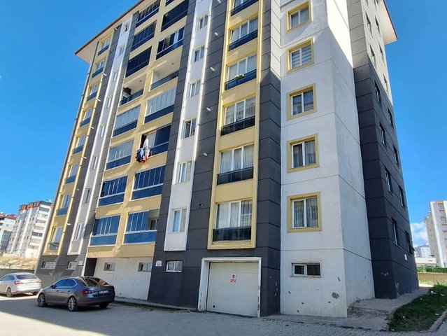 REMAX İLKE'DEN HİLALKENT'TE KAPALI OTOPARKLI 3+1 KİRALIK DAİRE