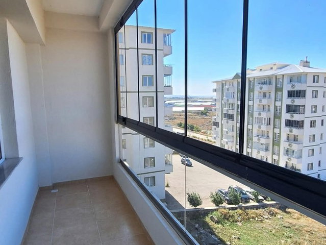REMAX İLKE'DEN HİLALKENT'TE KAPALI OTOPARKLI 3+1 KİRALIK DAİRE