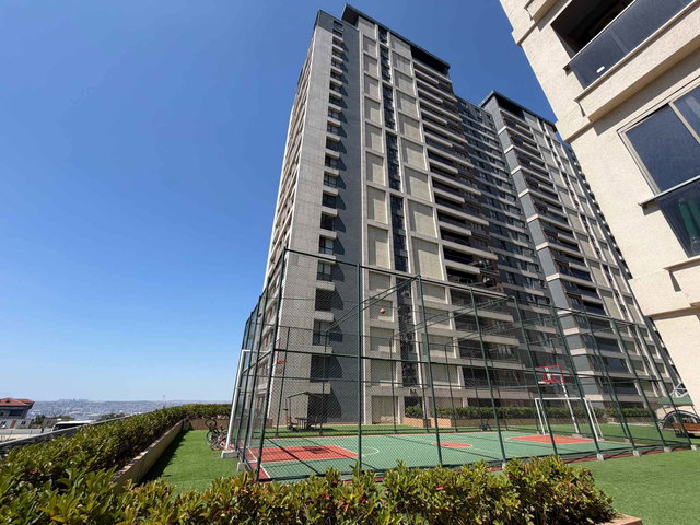 REMAX HEDEF'TEN AVENUE AVM RESİDENCE 2+1 BAHÇE KATI DENİZ VE GÖL MANZARALI