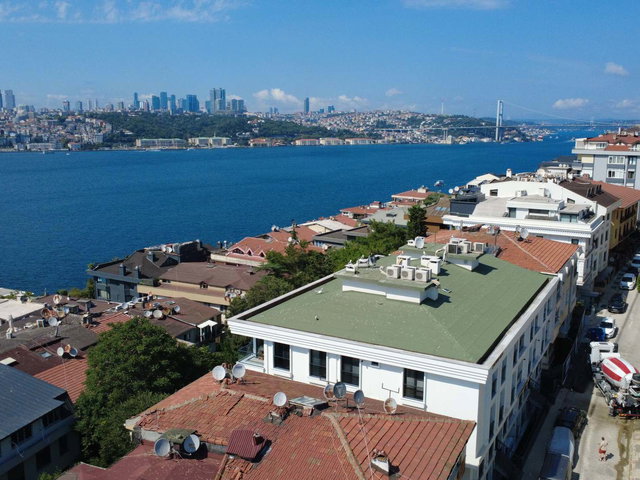 ÜSKÜDAR SULTANTEPE DE MERKEZİ KONUM YENİ BİNA DA 3+1 DAİRE