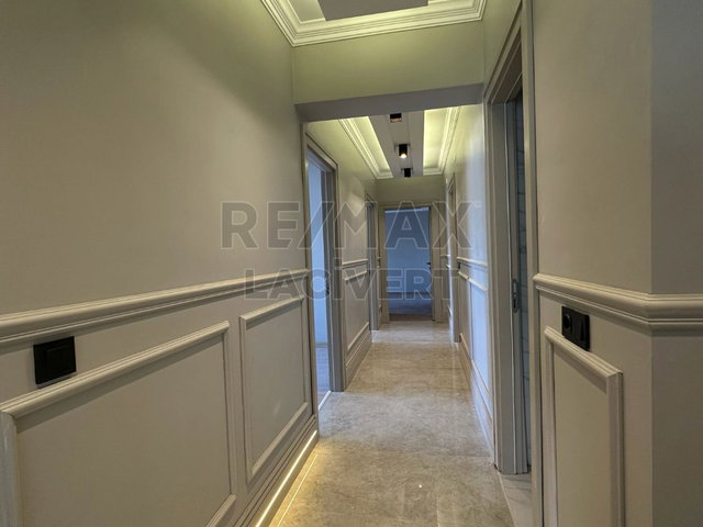 RE/MAX LACİVERT'TEN KOMBİNA'DA SATILIK 3+1 DAİRE
