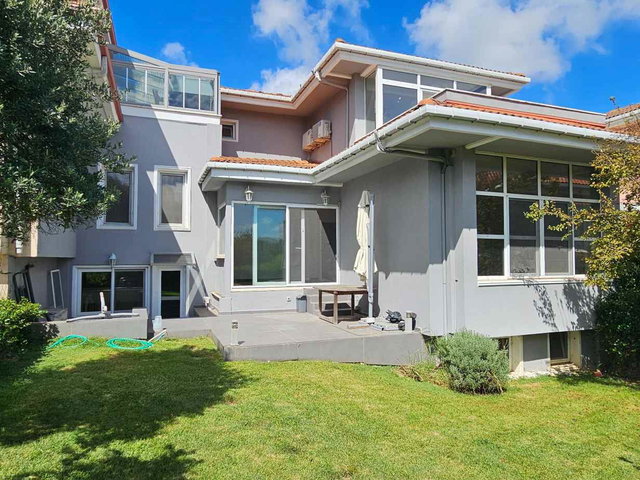 ZEKERIYAKÖY' GARDENYA SITESI'NDE KIRALIK BAHÇELİ 4+1 VILLA