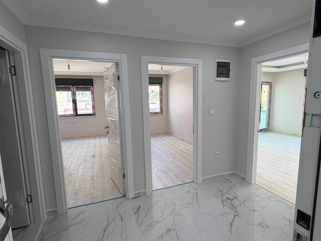 REMAX ASHİLL ÜSKÜDAR FERAH 3+1 SATILIK DAİRE