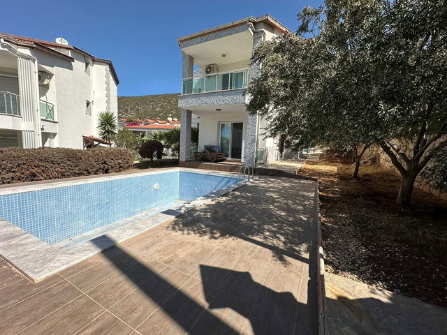 MÜSTAKIL HAVUZLU FULL EŞYALI 3+1 VILLA