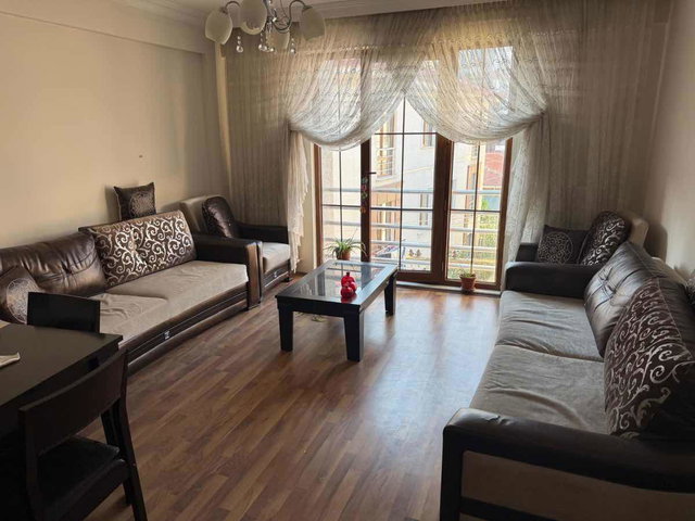 ÇARŞI VE ZÜBEYDE HANIM BULVAR YAKIN FUL EŞYALI 3+1 KİRALIK DAİRE