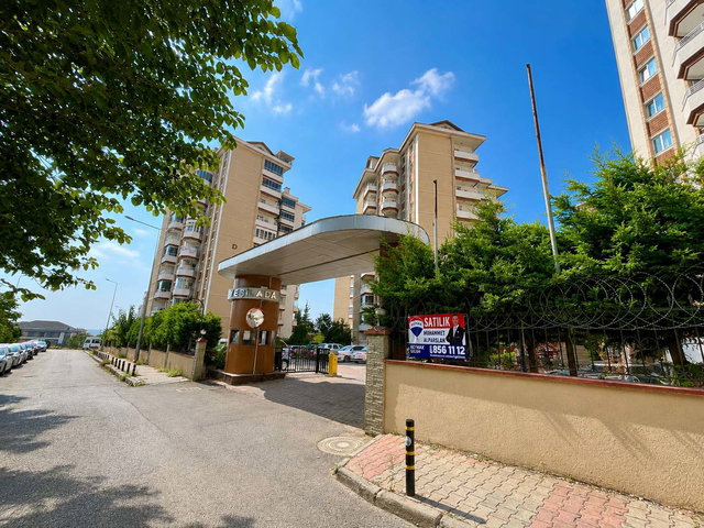 GENÇ YEŞILADA SITESINDE DENIZ MANZARALI KIRALIK 3+1 DAIRE