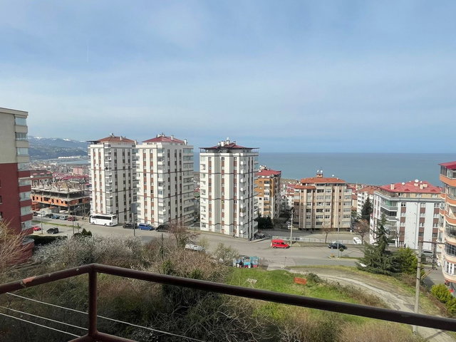 YEŞİLTEPE MAHALLESİNDE MUHTEŞEM DENİZ MANZARALI 3+1 KİRALIK DAİRE