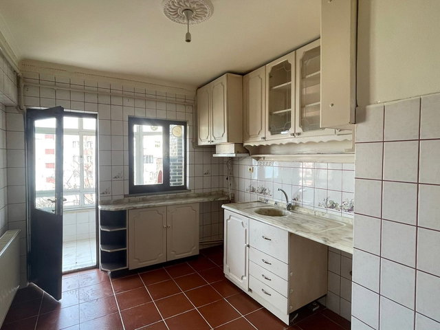 YEŞİLTEPE MAHALLESİNDE MUHTEŞEM DENİZ MANZARALI 3+1 KİRALIK DAİRE