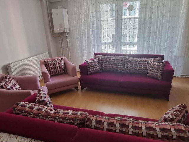 KIRMIZITOPRAK/ ATATÜRK CAD.YANI FUL EŞYALI 1+1 SATILIK DAİRE