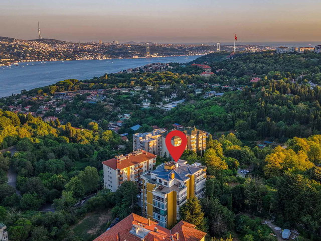 ULUS ARNAVUTKÖY SATILIK BOĞAZ MANZARALI GENİŞ TERASLI DAİRE