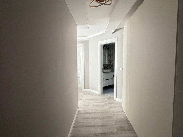 YAŞAMKENT'TE  LÜKS  MOBİLYALI   1+1  KİRALIK DAİRE