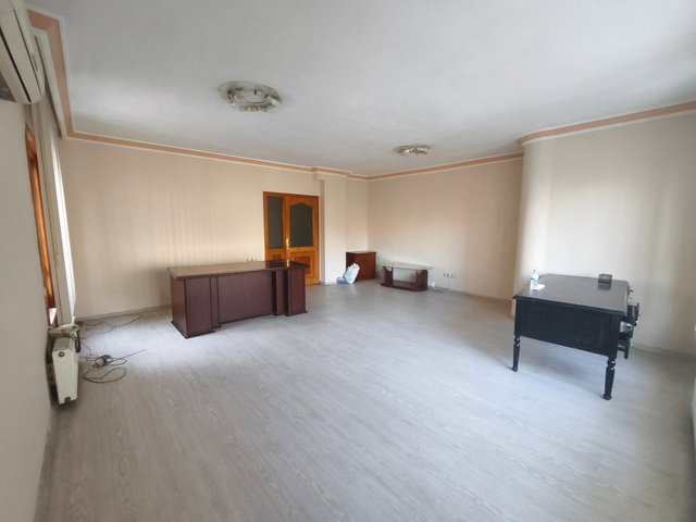 OĞUZLAR MAHALLESİ'NDE OFİS VE KONUT KULLANIMINA UYGUN 5+1 GENİŞ DUBLEKS