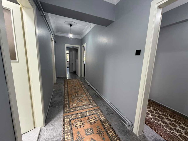 RE/MAX HÜR'DEN YENI CAMIDE 3+1 130 M2 SATILIK DAIRE