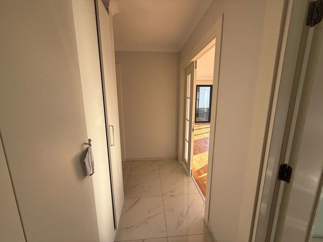 ACİBADEM CADDESINDE CADDE UZERİNDE BİNADA 3+1 KİRALIK DAİRE