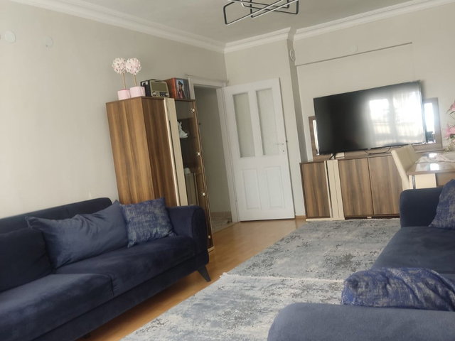 ETİMESGUT SUVARİ MAH.ASANSÖRLÜ YAPILI 3+1 KATTA SATILIK DAİRE