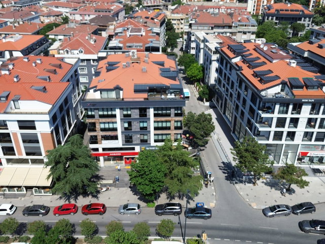 ACİBADEMİN EN GÜZEL KONUMUNDA SATILIK 3+1 DAİRE