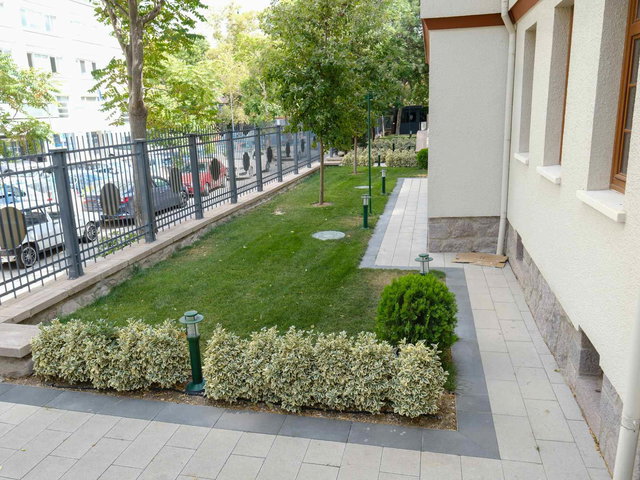 KIZILAY TARİHİ SARAÇOĞLU MAH. KONUT VE OFİS KULLANIMINA UYGUN 3+1 E.BAN. DAİRE