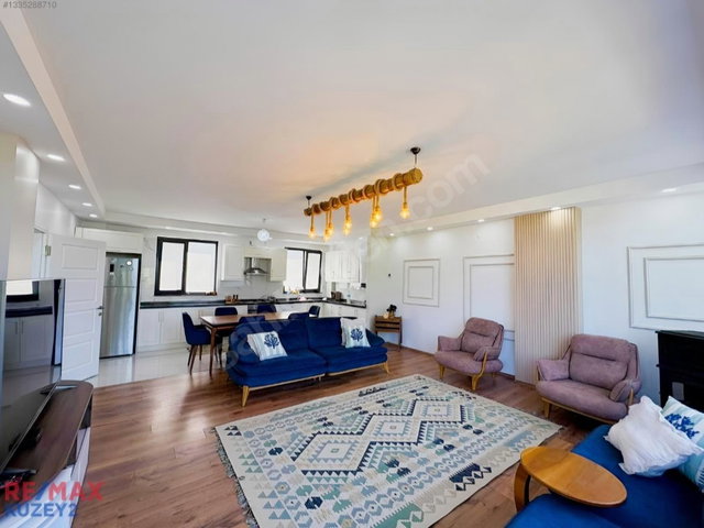 REMAX SEVCAN GÜRLEVİKTEN TAŞKELİKTE DENİZ MANZARALI SATILIK FIRSAT VİLLA