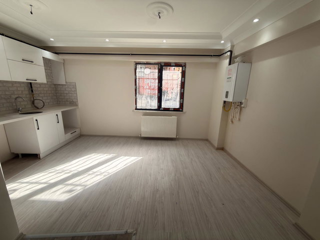 ÖRNEKTEPE DE SIFIR 2+1 ASANSÖRLÜ KOMBİLİ SATILIK DAİRE