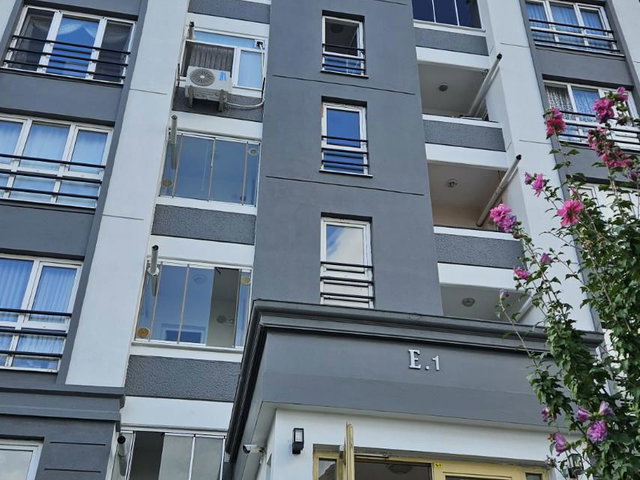 KENT KONUT 1 DE ARAKAT EŞYALI DAIRE