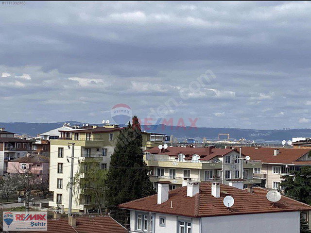 YALOVA ALTINOVA BELEDİYE ARKASINDA KİRALIK 3+1 DAİRE