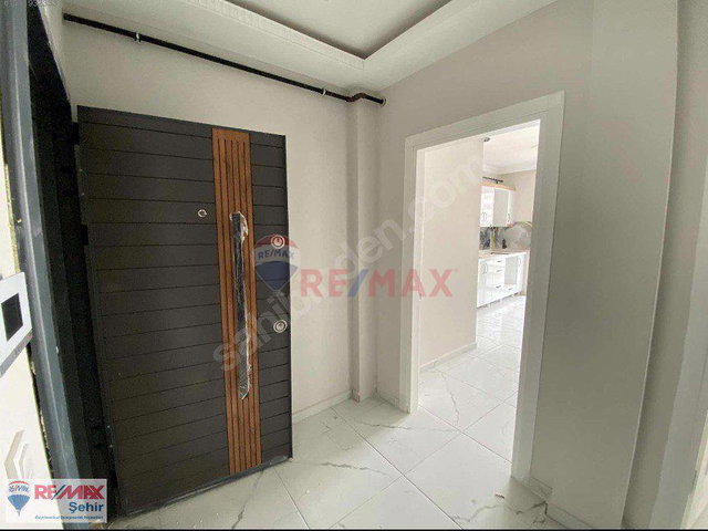 YALOVA ALTINOVA BELEDİYE ARKASINDA KİRALIK 3+1 DAİRE