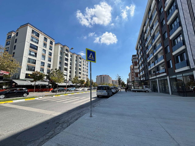 ADNAN KAHVECİ MAHALLESİ SİTE İÇİ SIFIR 3+1 KİRALIK LÜKS DAİRE!