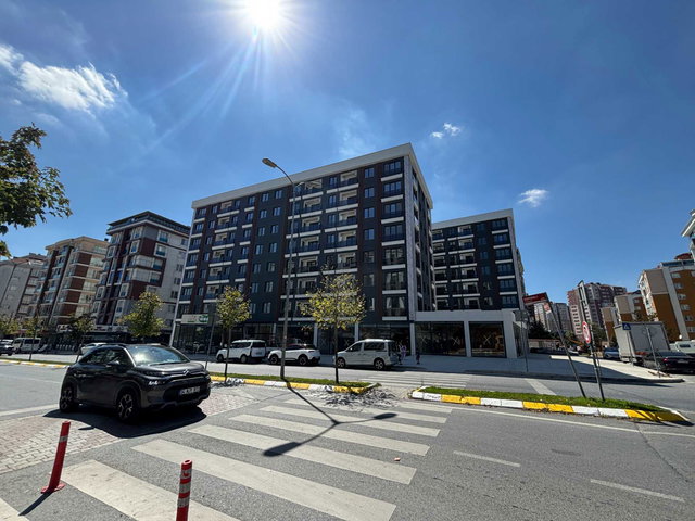 ADNAN KAHVECİ MAHALLESİ SİTE İÇİ SIFIR 3+1 KİRALIK LÜKS DAİRE!