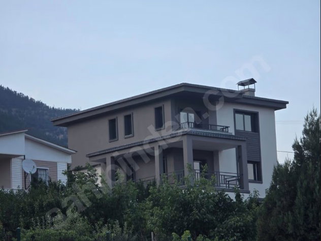 ADANA POZANTI'DA SIFIR, OTURUMA HAZIR, BAHÇELI MÜSTAKIL VILLA