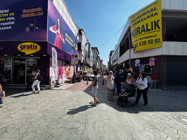 ÇARK CADDESİ ARKASINDA • MERKEZİ KONUMDA • SATILIK 3+1 DAİRE