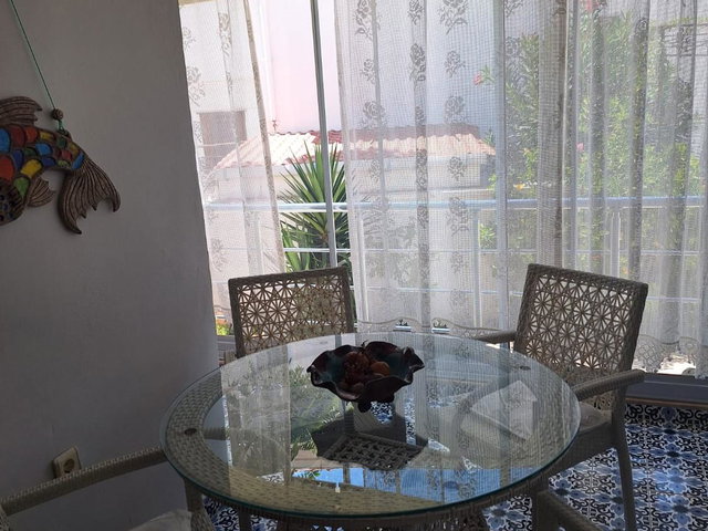 GÜLLÜK-BODRUM'DA DENIZE ÇOK YAKIN SATILIK DAIRE