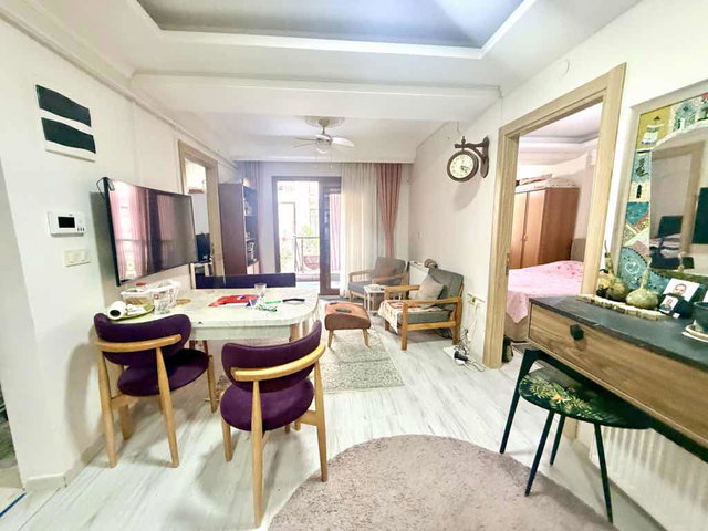 ÇİĞLİ’DE SATILIK 3+1 FERAH DAİRE