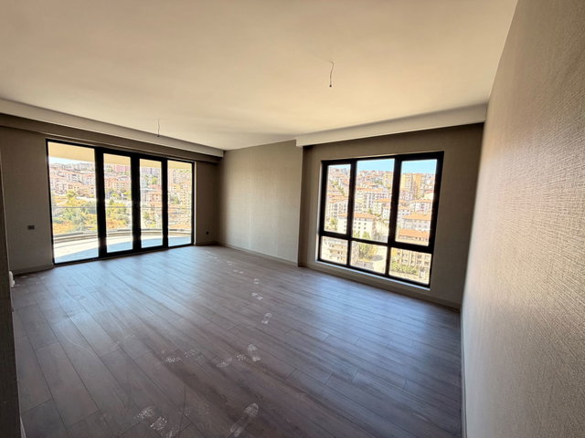 NATURA VADİ ORAN’DA SIFIR 3+1 , 3 BANYO-3 WC, GÜNEY-BATI CEPHE | 6. KAT