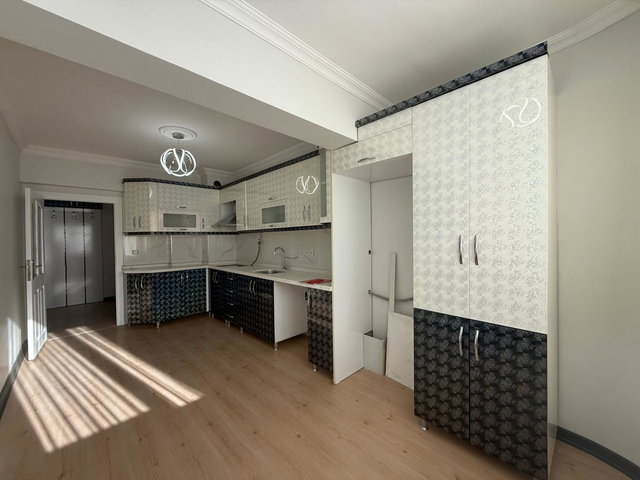 REMAX İLKE'DEN YILDIZKENT'TE 3+1 SATILIK DAİRE