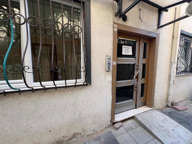 ÇAYIROVA,CUMARTESİ PAZARI KARŞISINDA 2+1 SATILIK DAİRE