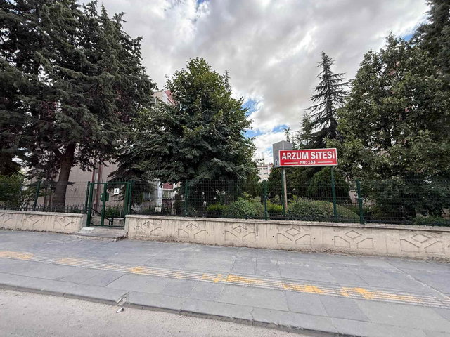 ETİMESGUT OĞUZLAR MAH. ARZUM SİTESİ’NDE 3+1 | BOŞ & OTURUMA HAZIR