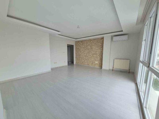 PENDIK GÜLLÜBAĞLAR'DA ÖNÜ AÇIK BOŞ 2+1 SATILIK DAIRE