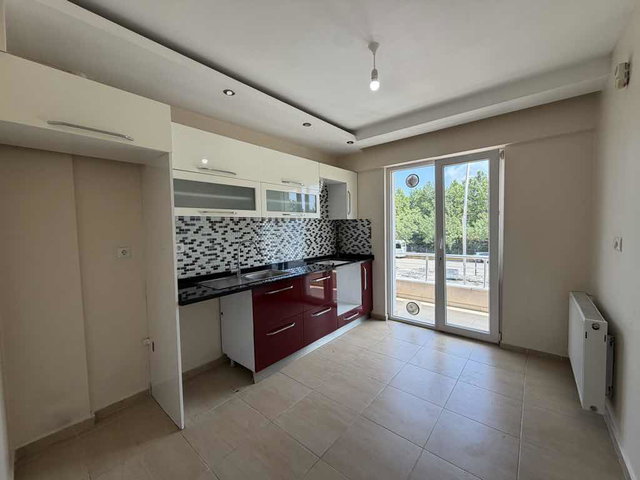 HÜRSOY BAHÇELİEVLER 2+1 ARAKAT SATILIK DAİRE