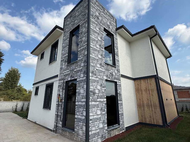 REMAX METROPOLITAN'DAN HENDEK'TE LÜKS VILLA!!