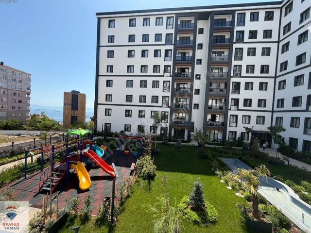 PENDİK’TE SİTE İÇİNDE SIFIR 2+1 | 9. KAT | GÜNEY-BATI CEPHE | BALKONLU
