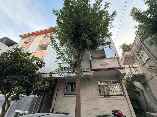 REMAXTAN GÜNEŞLIDE KREDIYE UYGUN 2+1 SATILIK BALKONLU Y. GİRİŞ