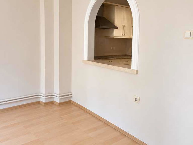 SAMSUN ULUGAZİ 125 M² BRÜT 2+1, BALKONLU, DOĞALGAZ KOMBİLİ KİRALIK DAİRE