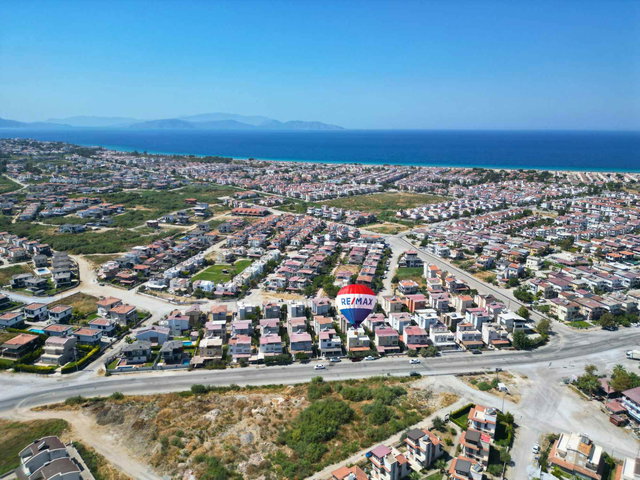 KUŞADASI GÜZELÇAMLI’DA SATILIK MÜSTAKİL 5+1 VİLLA