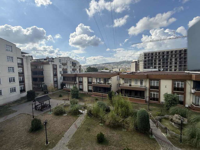 YEŞİLOVA GREEN HİLL SİTESİNDE KİRALIK 1+1 DAİRE